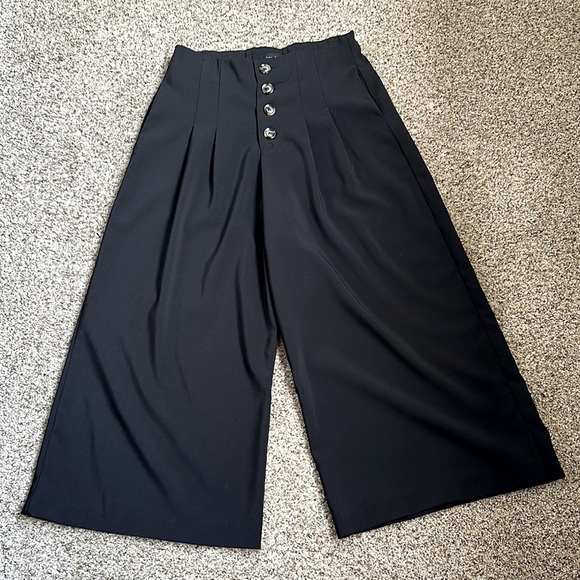 Lea & Viola Black Wide-Leg Cropped High Waisted Pleated Front Culottes Size S - Picture 2 of 6